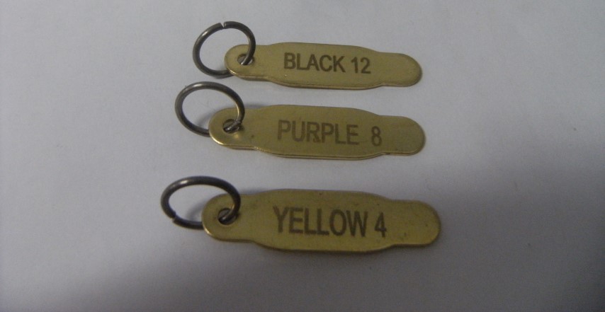 MASTER LOCK - ID. TAG FOR SAFETY LOCKOUT - BRASS 